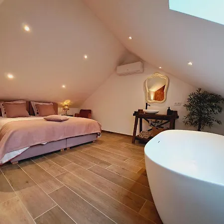 Vakantiehuis Un Sous Roche *