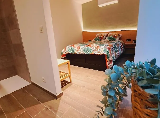 Un Sous Roche La-Roche-en-Ardenne