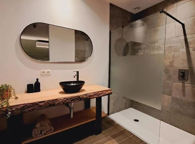 Un Sous Roche Сasa de vacaciones *